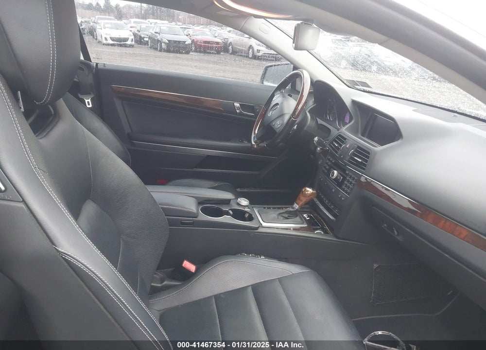 2011 MERCEDES-BENZ E 550 VIN: WDDKJ7CB2BF118827