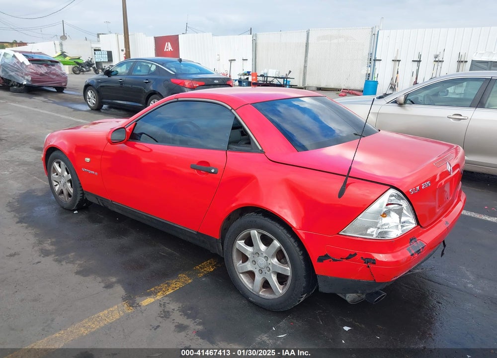 1999 MERCEDES-BENZ SLK 230 KOMPRESSOR VIN: WDBKK47F2XF107044