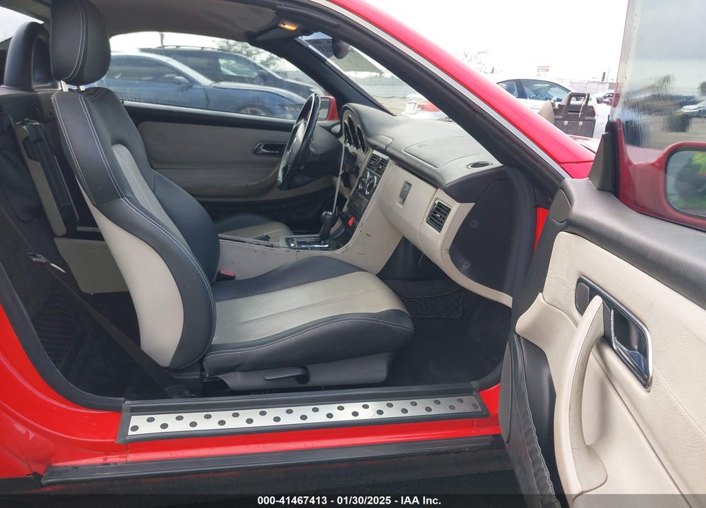 1999 MERCEDES-BENZ SLK 230 KOMPRESSOR VIN: WDBKK47F2XF107044
