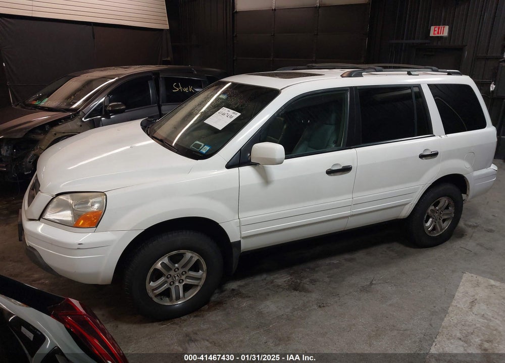 2005 HONDA PILOT EX-L VIN: 5FNYF18585B057899