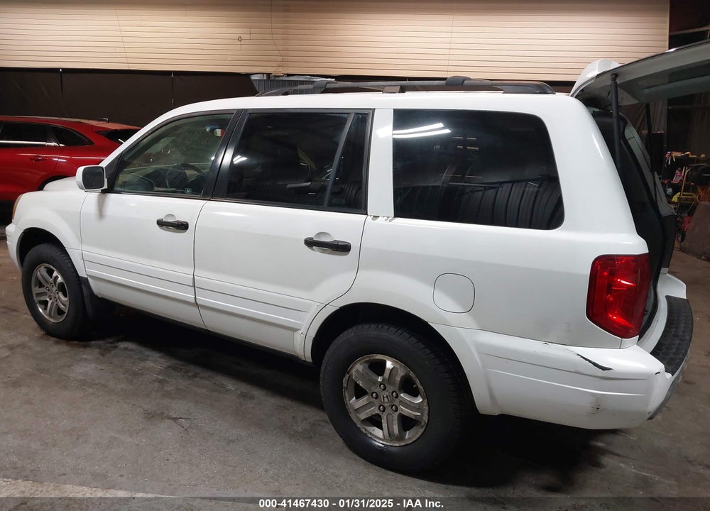 2005 HONDA PILOT EX-L VIN: 5FNYF18585B057899