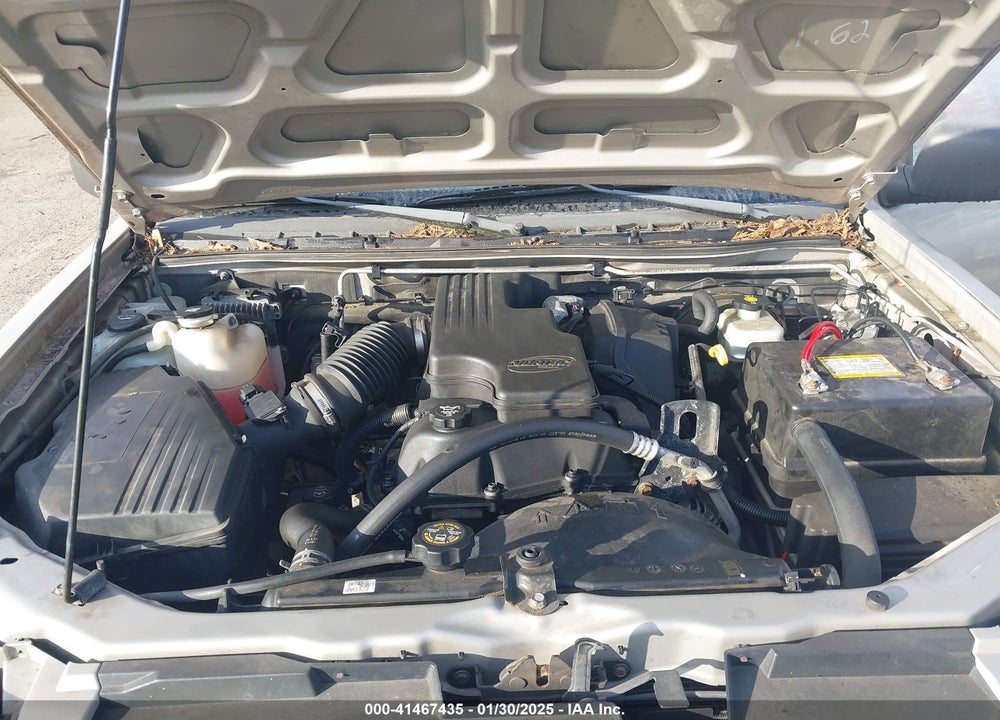 2004 CHEVROLET COLORADO LS VIN: 1GCCS148648157844