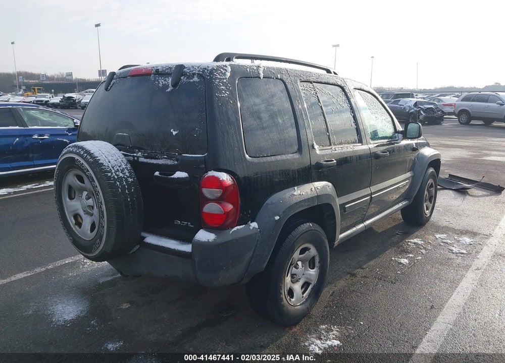 2007 JEEP LIBERTY VIN: 1J4GL48K07W573257