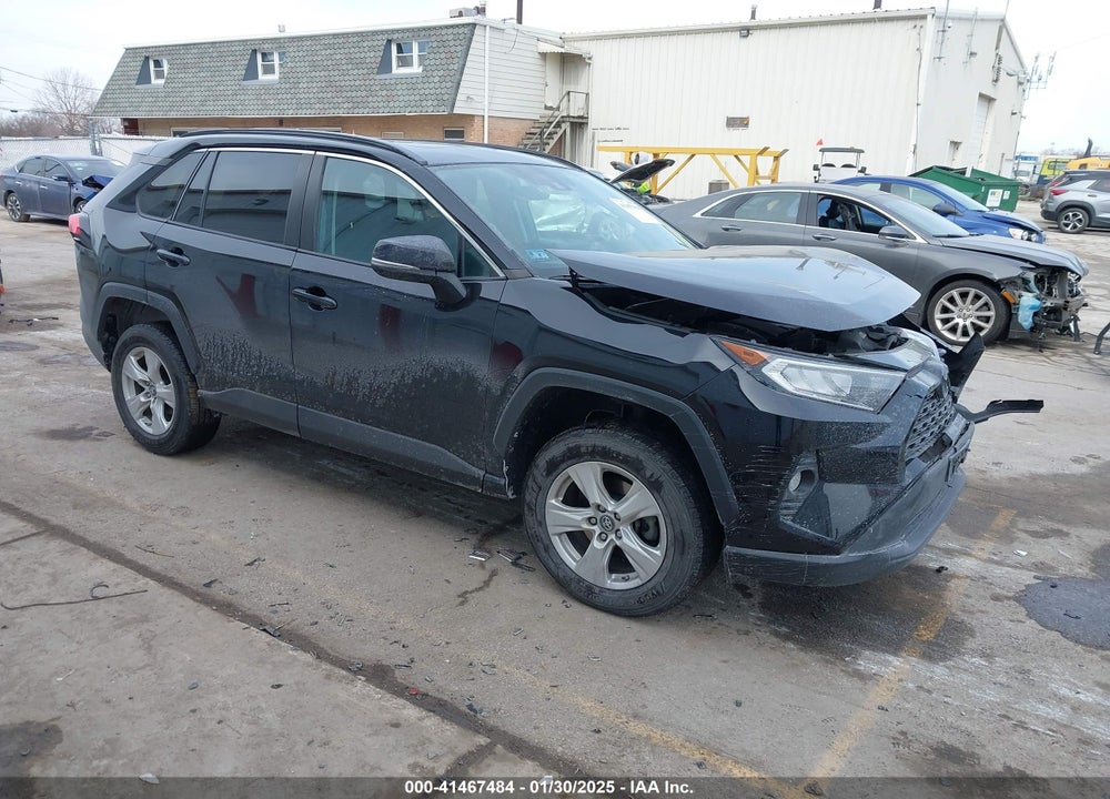 2019 TOYOTA RAV4 XLE VIN: 2T3P1RFV6KW043114