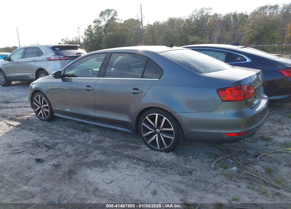 2013 VOLKSWAGEN JETTA GLI VIN: 3VW467AJ1DM215368