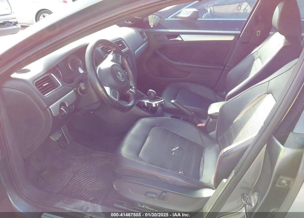 2013 VOLKSWAGEN JETTA GLI VIN: 3VW467AJ1DM215368