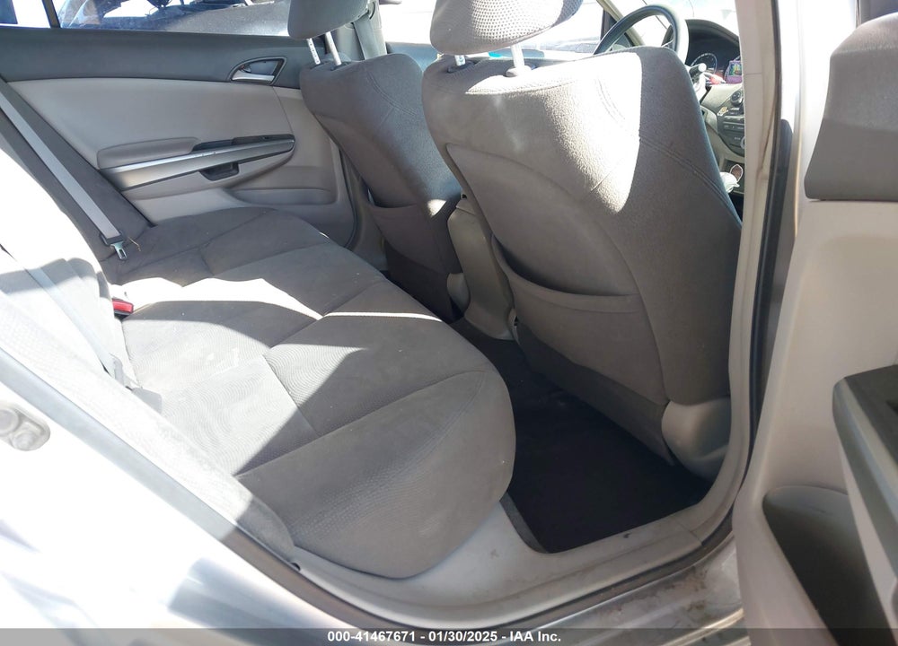 2009 HONDA ACCORD VIN: 1HGCP26749A068786