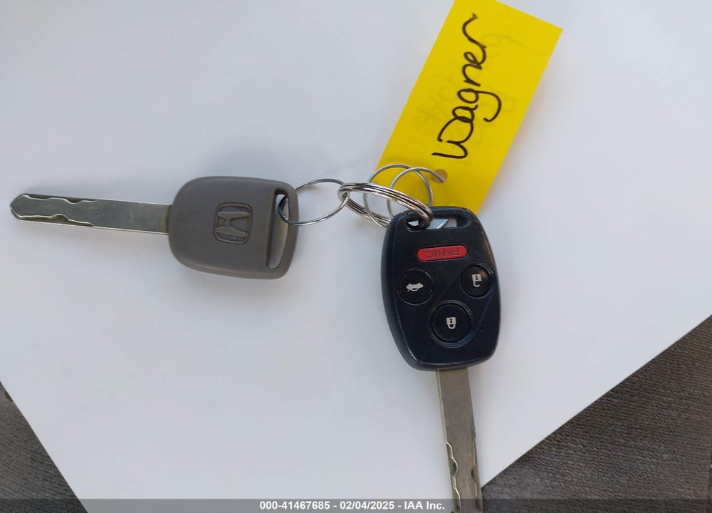 2009 HONDA ACCORD 2.4 LX-P VIN: 1HGCP26469A119789