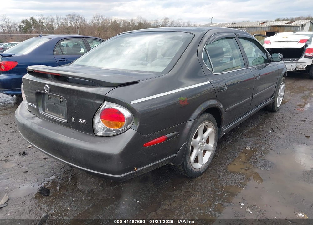 2002 NISSAN MAXIMA SE VIN: JN1DA31D52T432315