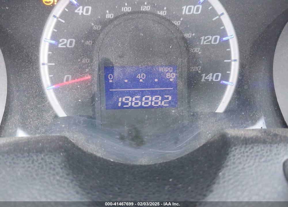 2010 HONDA FIT VIN: JHMGE8H42AC031528