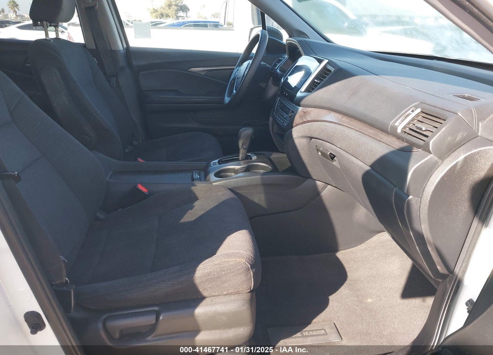 2018 HONDA PILOT EX VIN: 5FNYF5H39JB003706