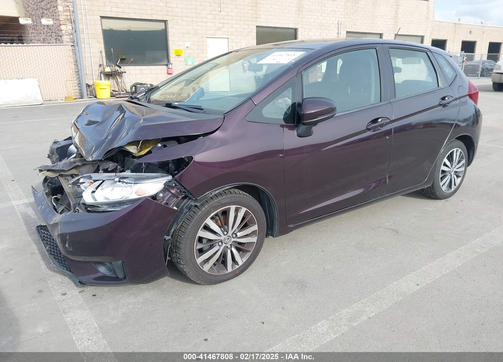 2015 HONDA FIT VIN: 3HGGK5H82FM743265