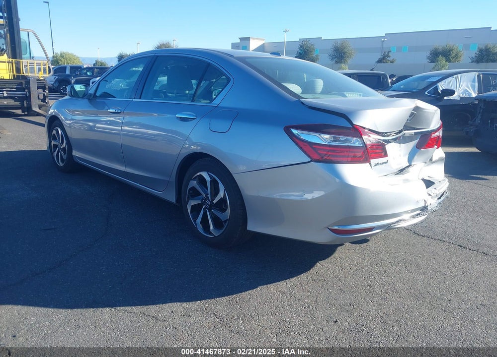 2016 HONDA ACCORD VIN: 1HGCR2F75GA220131