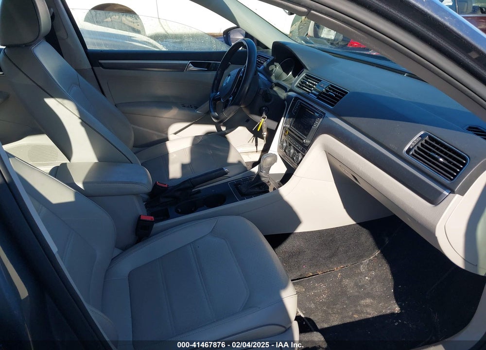 2018 VOLKSWAGEN PASSAT 2.0T R-LINE/2.0T S VIN: 1VWAA7A31JC036991