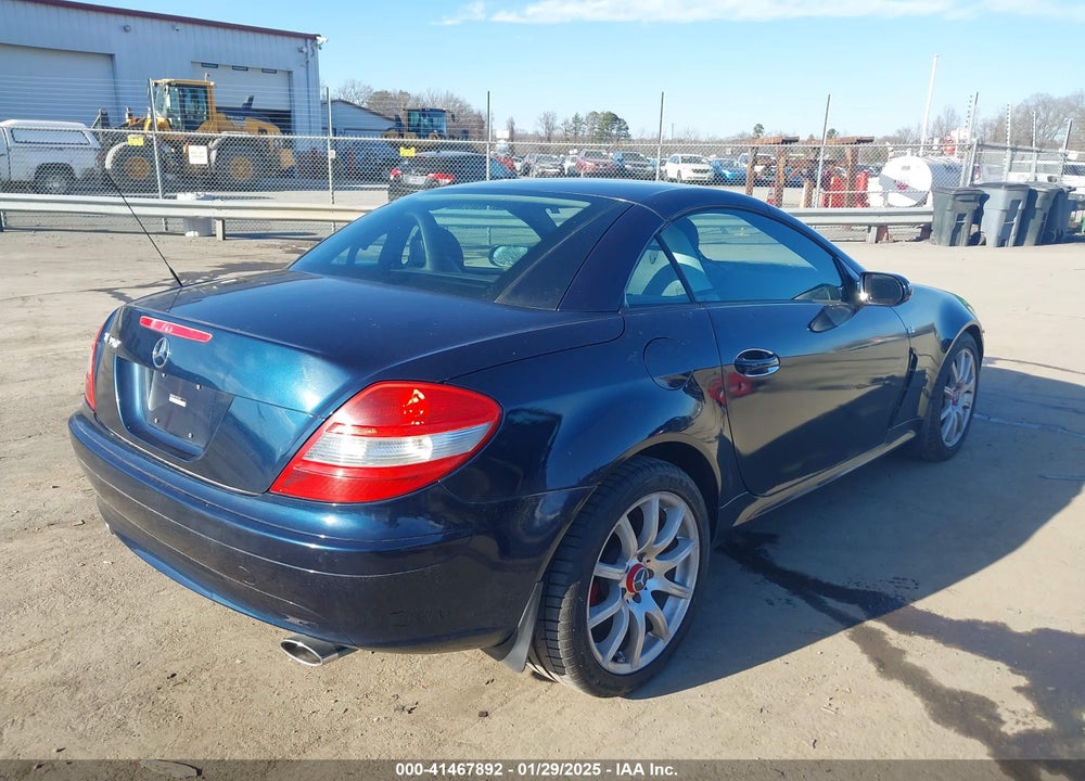2005 MERCEDES-BENZ SLK 350 VIN: WDBWK56F75F071339