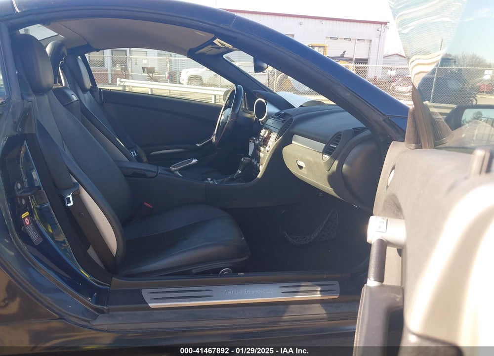 2005 MERCEDES-BENZ SLK 350 VIN: WDBWK56F75F071339
