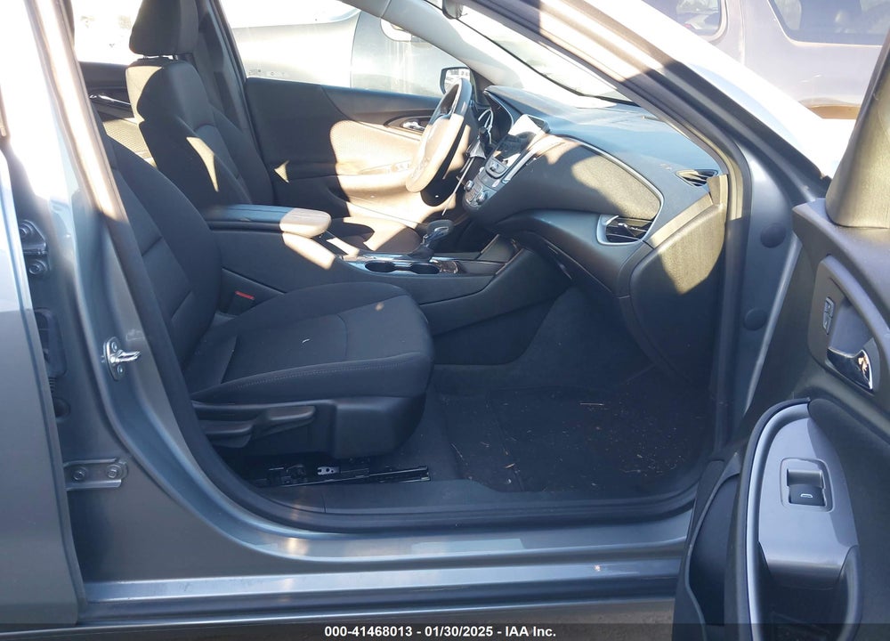 2024 CHEVROLET MALIBU VIN: 1G1ZD5ST4RF207493