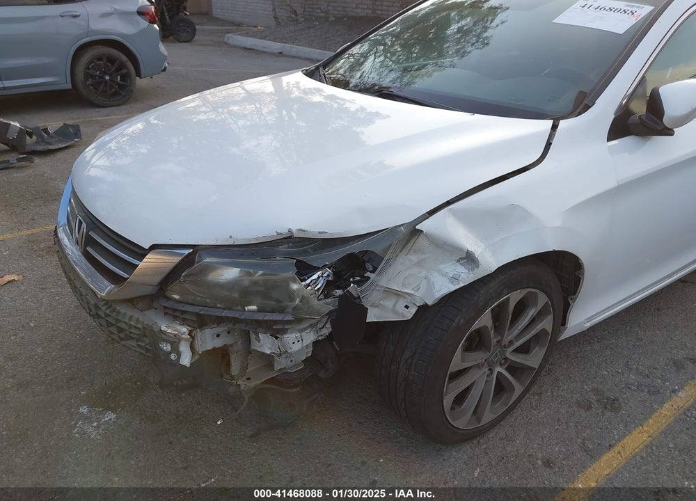 2013 HONDA ACCORD VIN: 1HGCR2F54DA018102