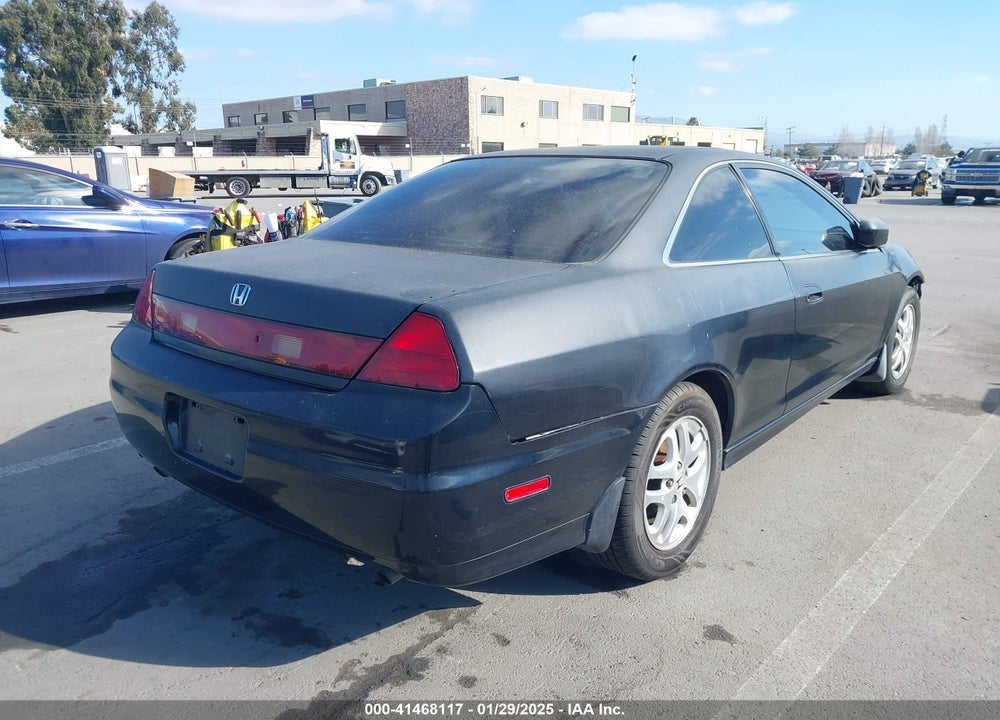2002 HONDA ACCORD 3.0 EX VIN: 1HGCG22522A012968