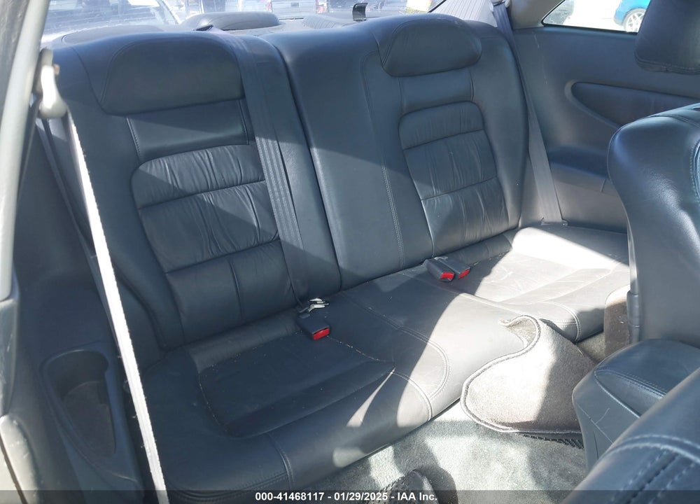 2002 HONDA ACCORD 3.0 EX VIN: 1HGCG22522A012968