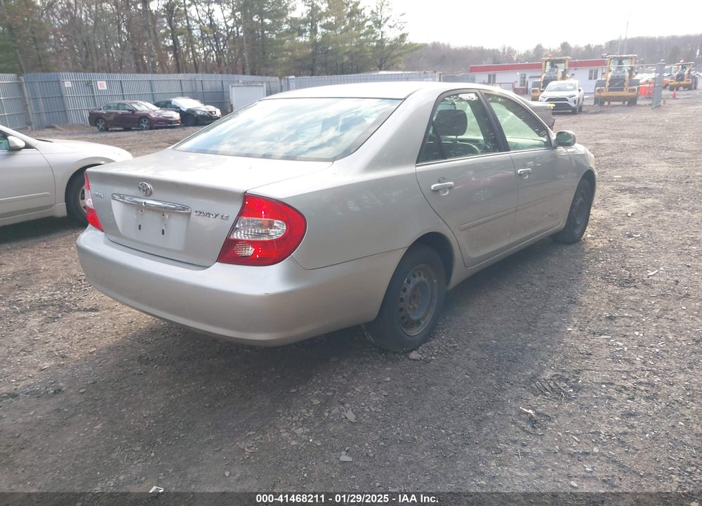 2003 TOYOTA CAMRY LE VIN: JTDBE32K830157905