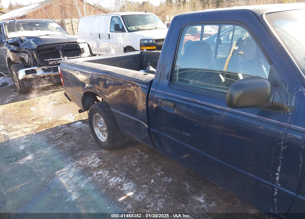 1995 FORD RANGER VIN: 1FTCR10U2STA10011