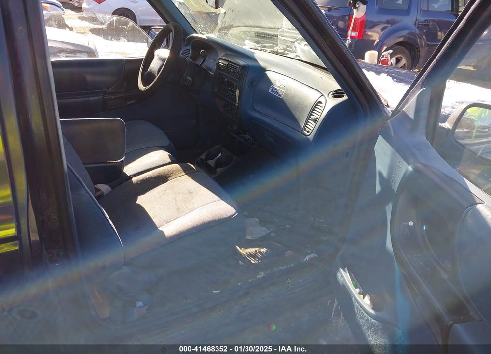 1995 FORD RANGER VIN: 1FTCR10U2STA10011