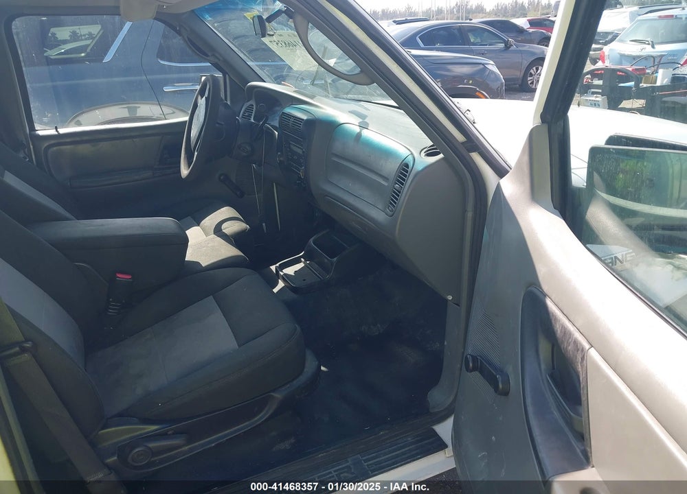 2010 FORD RANGER VIN: 1FTYR10D89PA05727