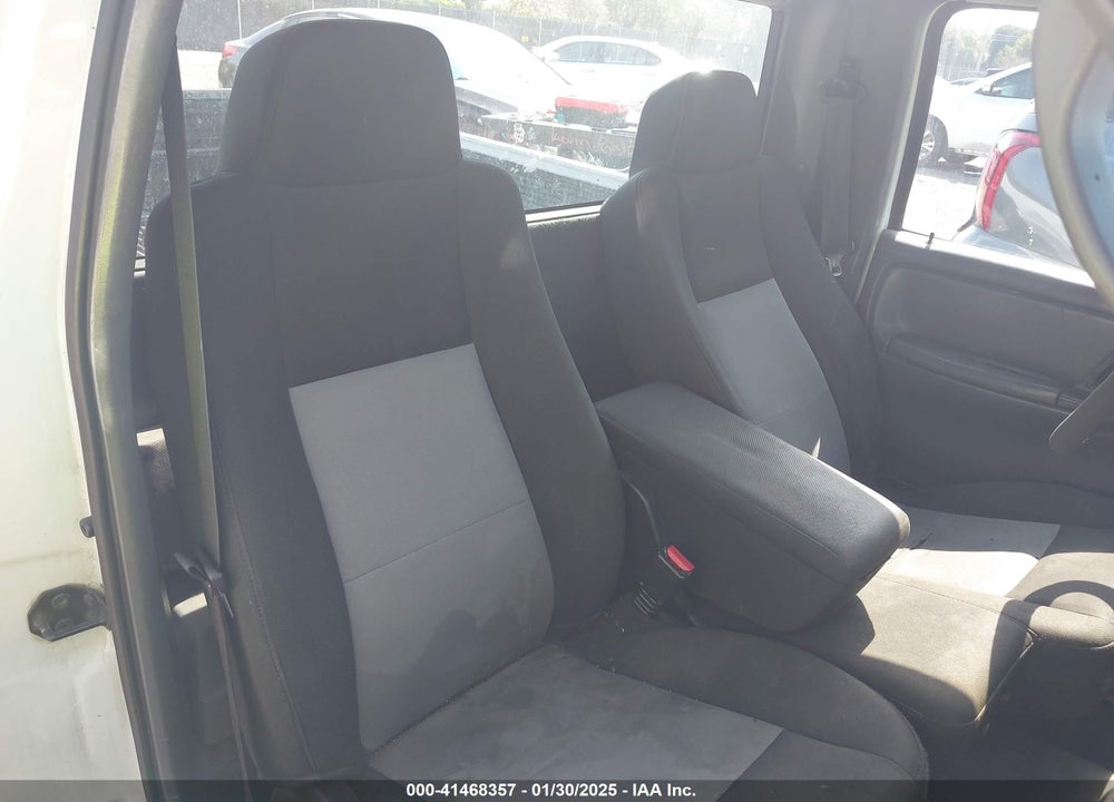 2010 FORD RANGER VIN: 1FTYR10D89PA05727
