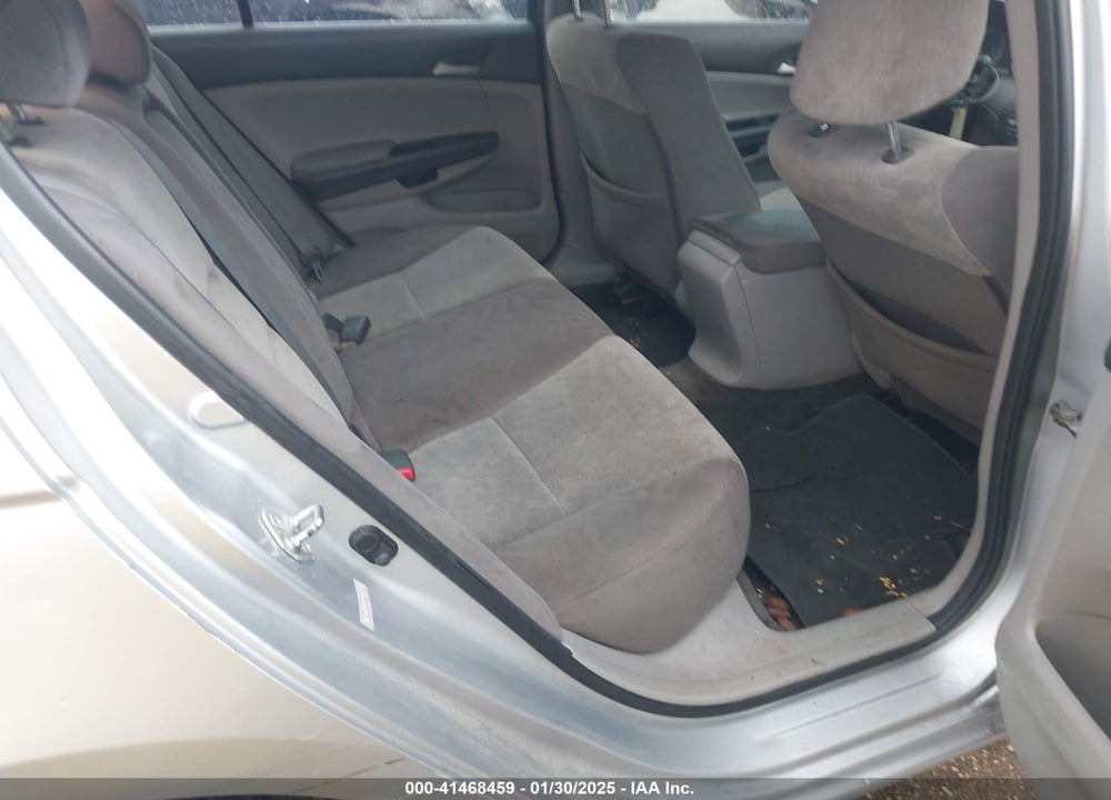2010 HONDA ACCORD VIN: 1HGCP2F30AA147518
