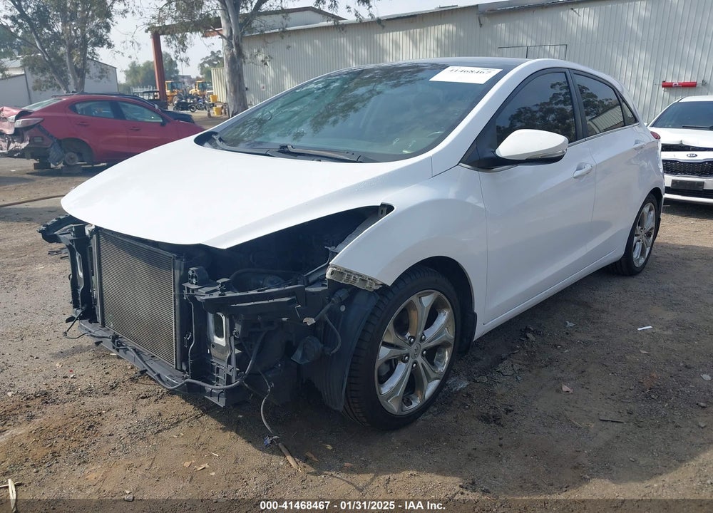 2013 HYUNDAI ELANTRA GT VIN: KMHD35LE8DU112553