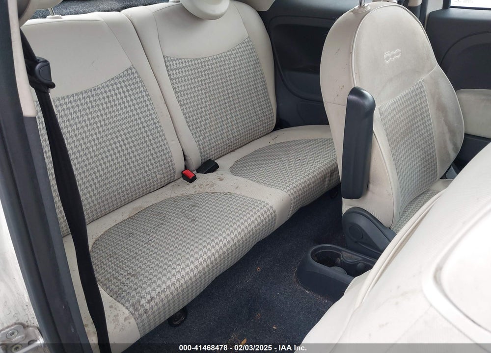2017 FIAT 500 VIN: 3C3CFFKR1HT556430