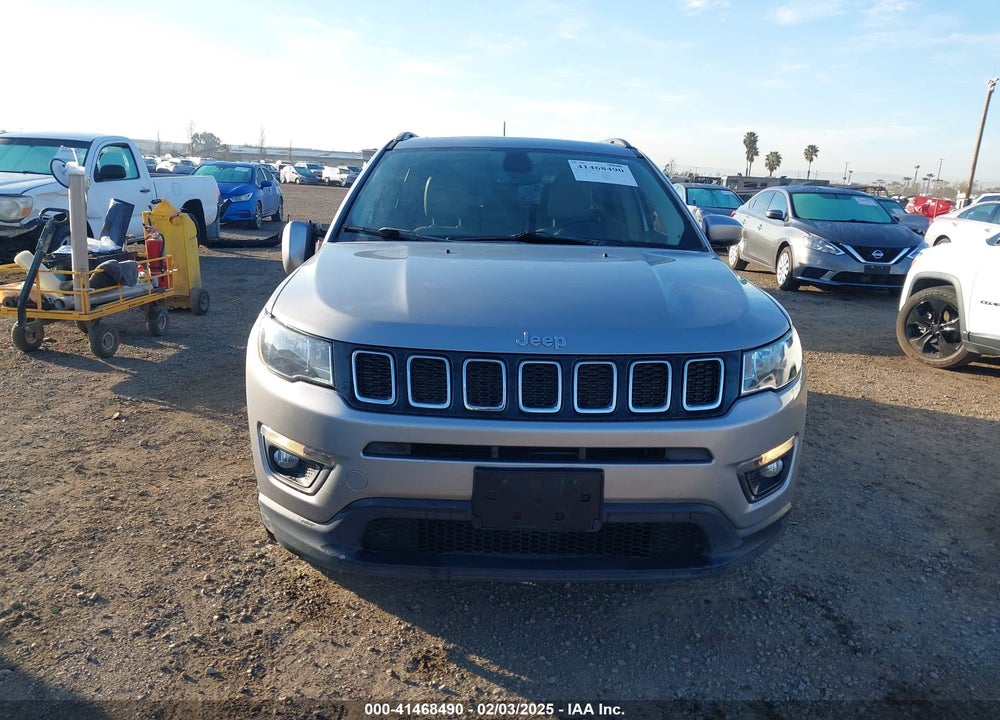 2019 JEEP COMPASS VIN: 3C4NJCBB0KT743606