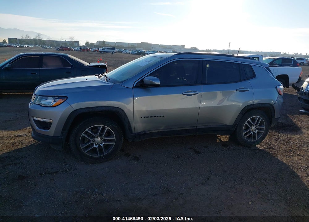 2019 JEEP COMPASS VIN: 3C4NJCBB0KT743606