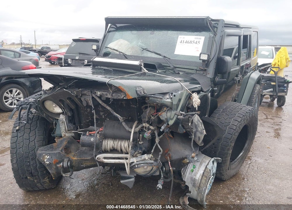 2010 JEEP WRANGLER UNLIMITED SAHARA VIN: 1J4BA5H17AL141058