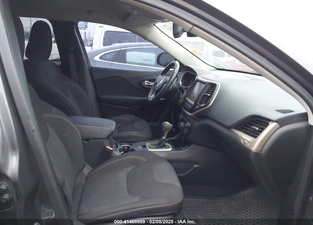 2015 JEEP CHEROKEE VIN: 1C4PJLCS7FW781048