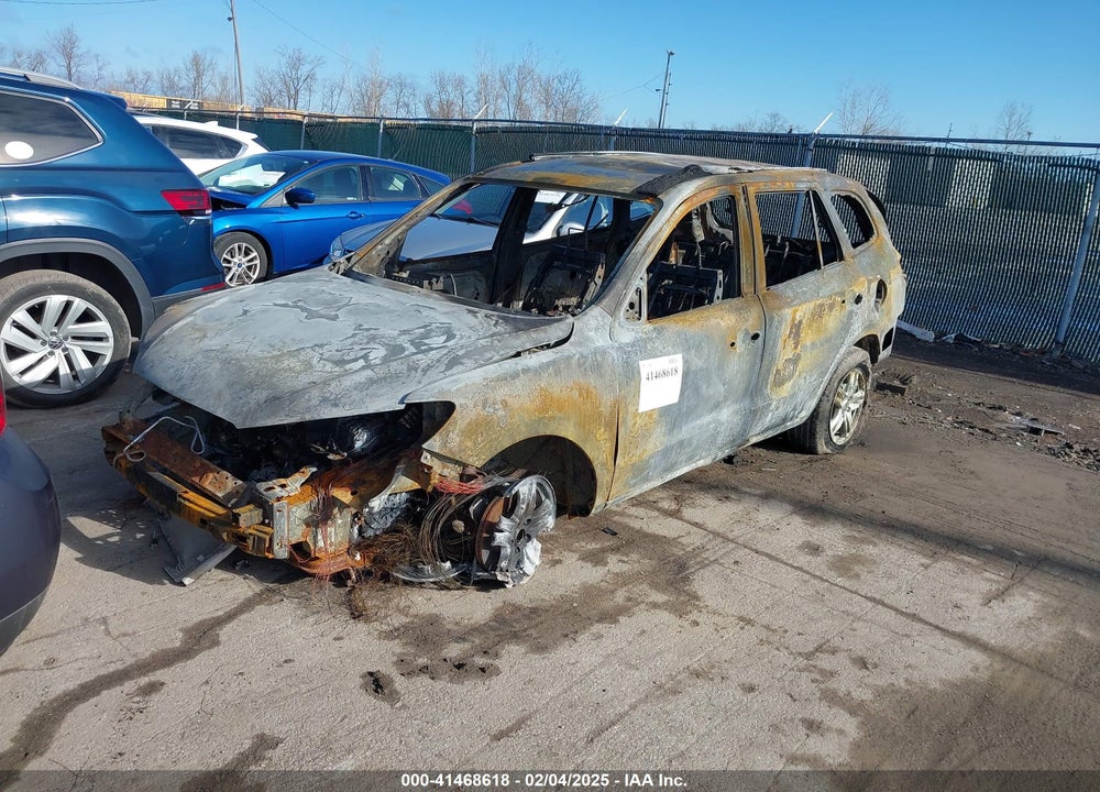 2012 HYUNDAI SANTA FE VIN: 5XYZG3AB3CG138473