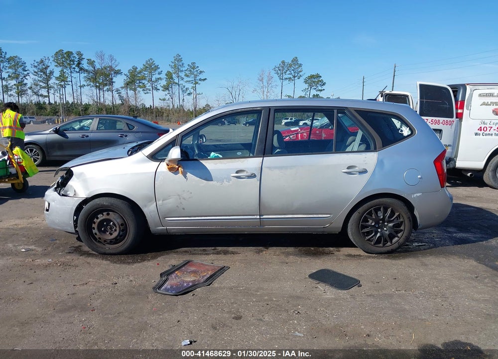 2009 KIA RONDO LX VIN: KNAFG528897255602