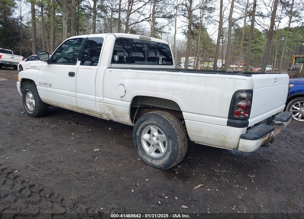 2001 DODGE RAM 1500 ST VIN: 3B7HC13Z61M246673