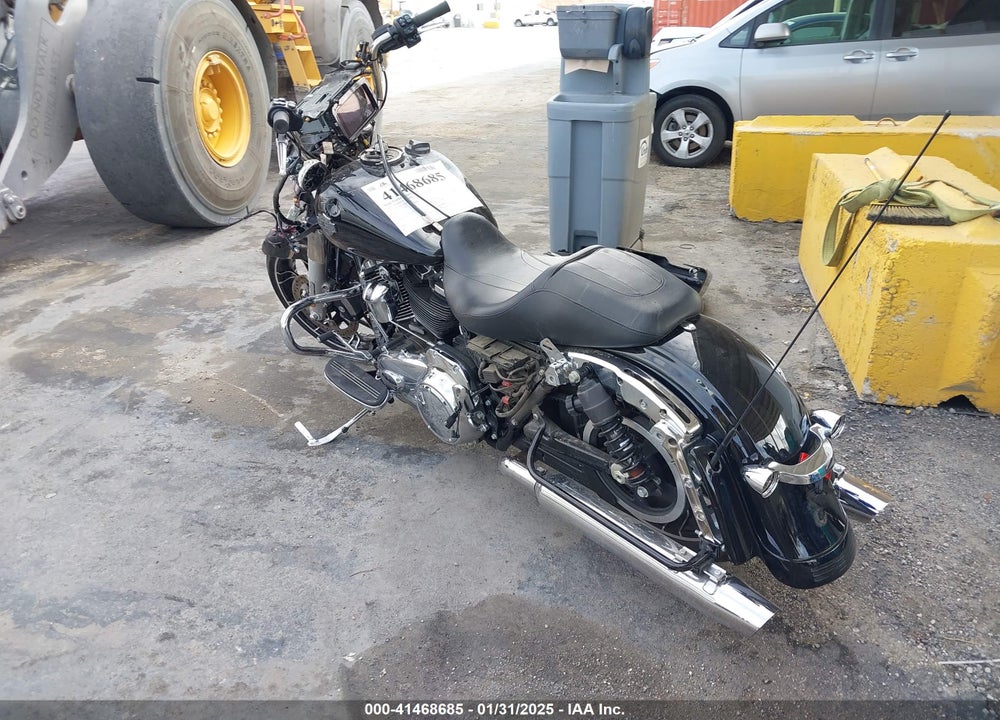 2021 HARLEY-DAVIDSON FLHXS VIN: 1HD1KRP24MB647259