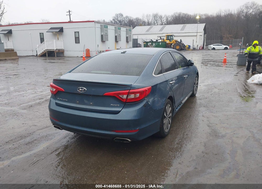 2015 HYUNDAI SONATA VIN: 5NPE34AF6FH086188