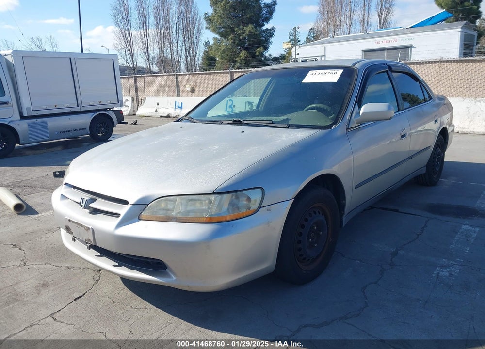 1998 HONDA ACCORD LX VIN: 1HGCG5640WA024254