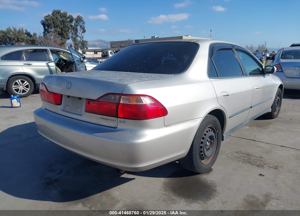1998 HONDA ACCORD LX VIN: 1HGCG5640WA024254