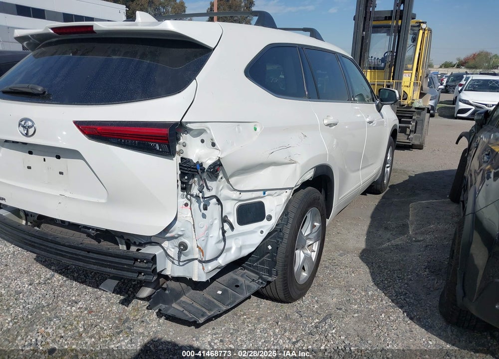 2020 TOYOTA HIGHLANDER L VIN: 5TDCZRAH6LS504811