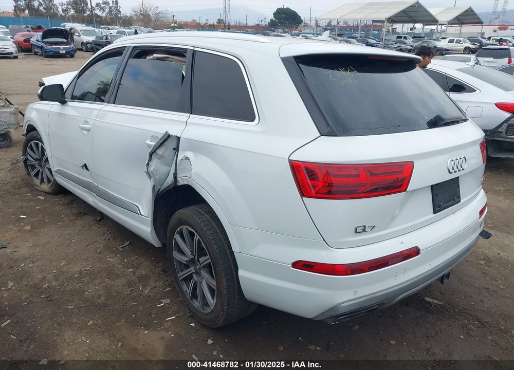 2017 AUDI Q7 3.0T PREMIUM VIN: WA1LAAF76HD029926