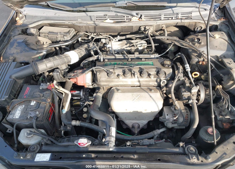 2001 HONDA ACCORD 2.3 EX VIN: JHMCG66821C004610