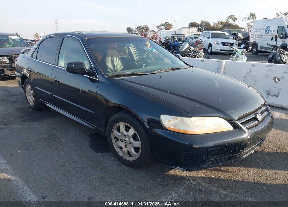 2001 HONDA ACCORD 2.3 EX VIN: JHMCG66821C004610