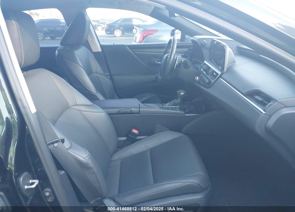 2022 LEXUS ES 300H VIN: 58ADA1C17NU020436