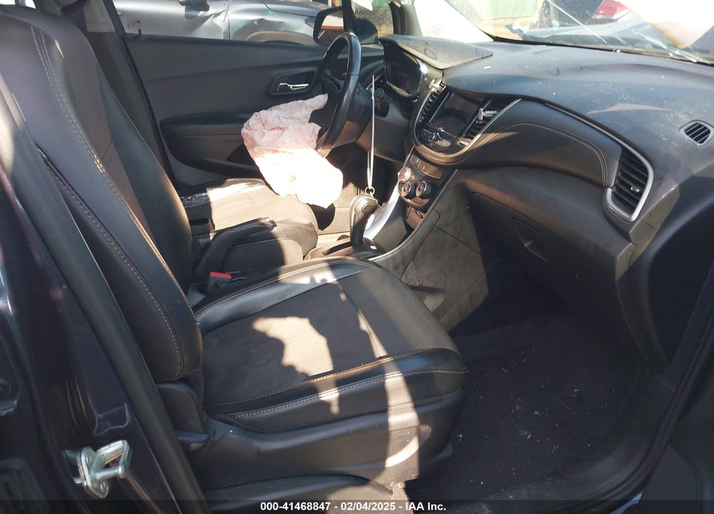 2019 CHEVROLET TRAX VIN: 3GNCJPSB4KL109270