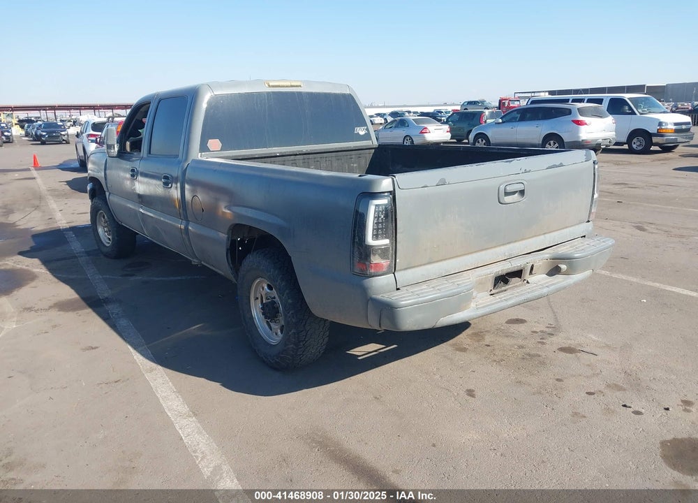 2005 CHEVROLET SILVERADO 3500 LT VIN: 1GCHK33215F897250